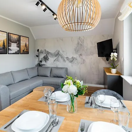 Good Time - Stone Hill Iii * Szklarska Poręba