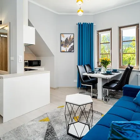 Good Time - Stone Hill Iii * 斯克拉斯卡波伦巴