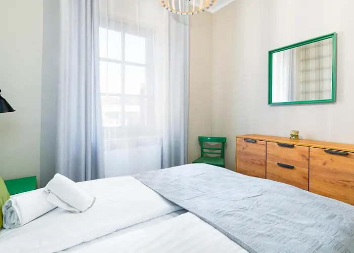 Good Time - Stone Hill Iii Apartment